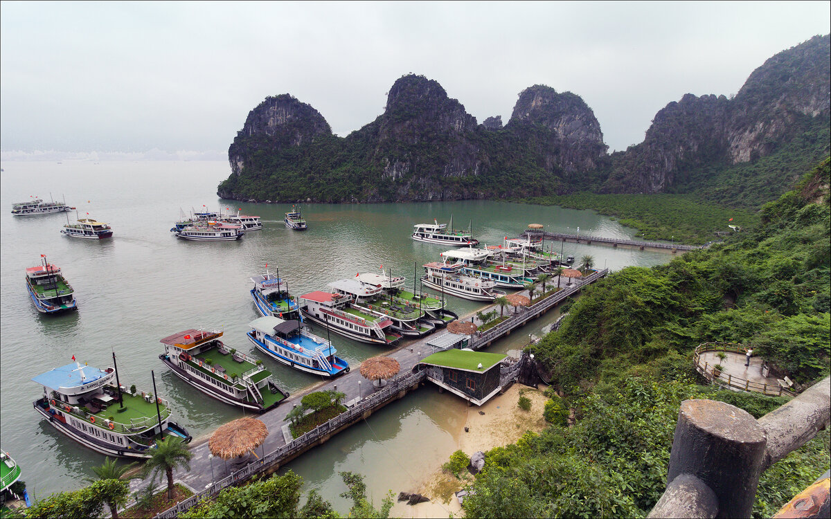 Кораблики Халонга - Валерий Готлиб
