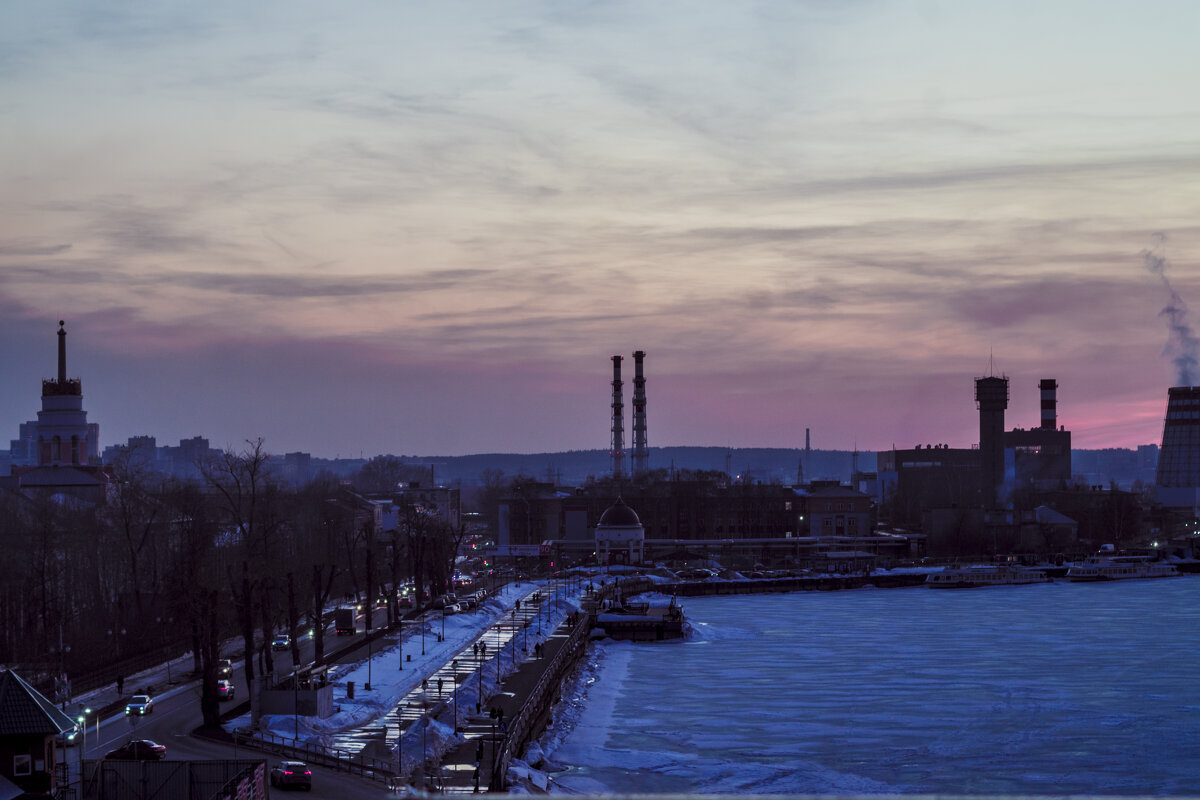 СЕРИЯ - Сударь, уже ВЕСЛА - Владимир Максимов