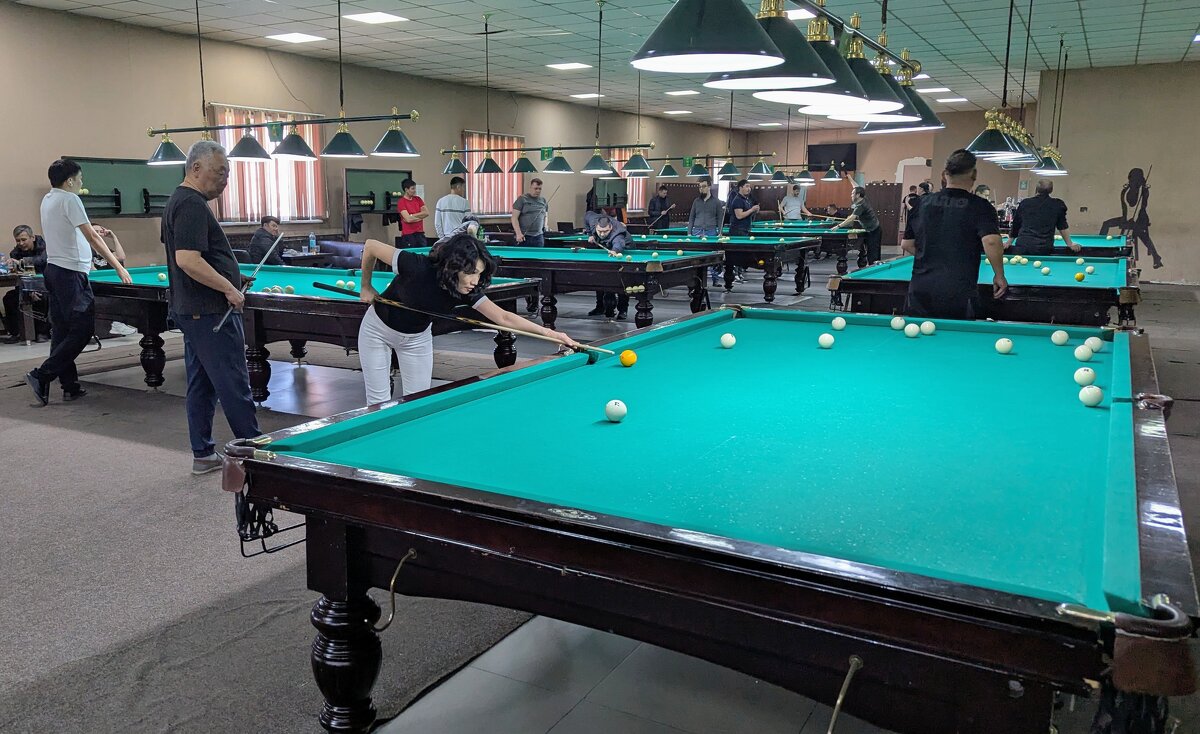 Играет Жанна - Андрей Хлопонин