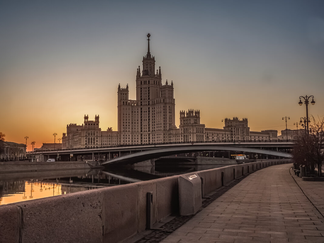 Набережная. - Николай Набережная. - Николай