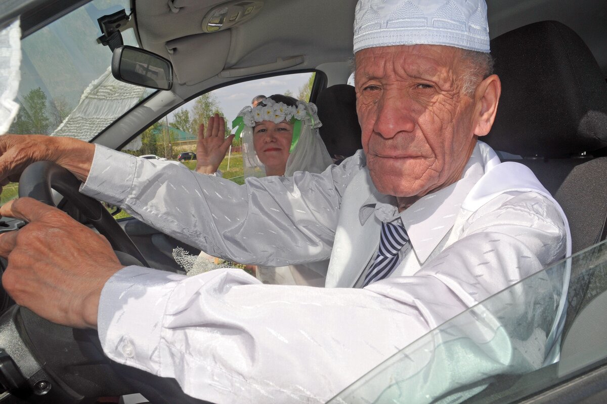 Тили, тили тето, жених и невеста... )) - Владимир Хиль Тили, тили тето, жених и невеста... )) - Владимир Хиль