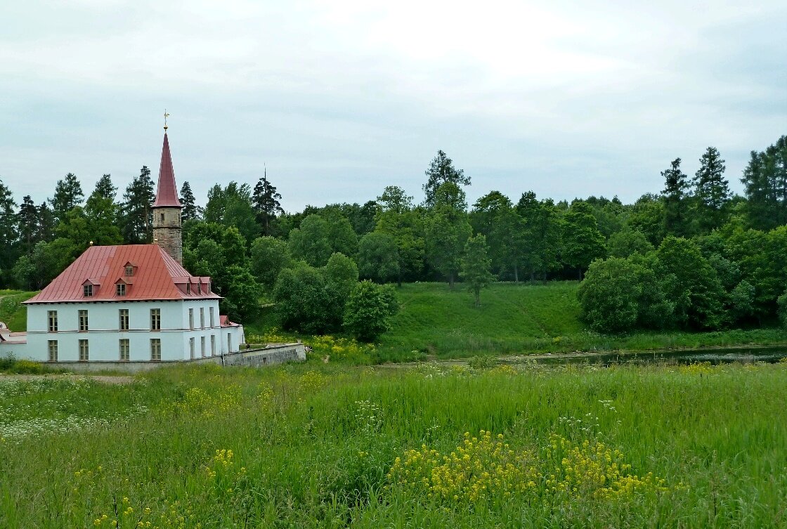 ПРИОРАТСКИЙ ДВОРЕЦ. - Виктор Осипчук