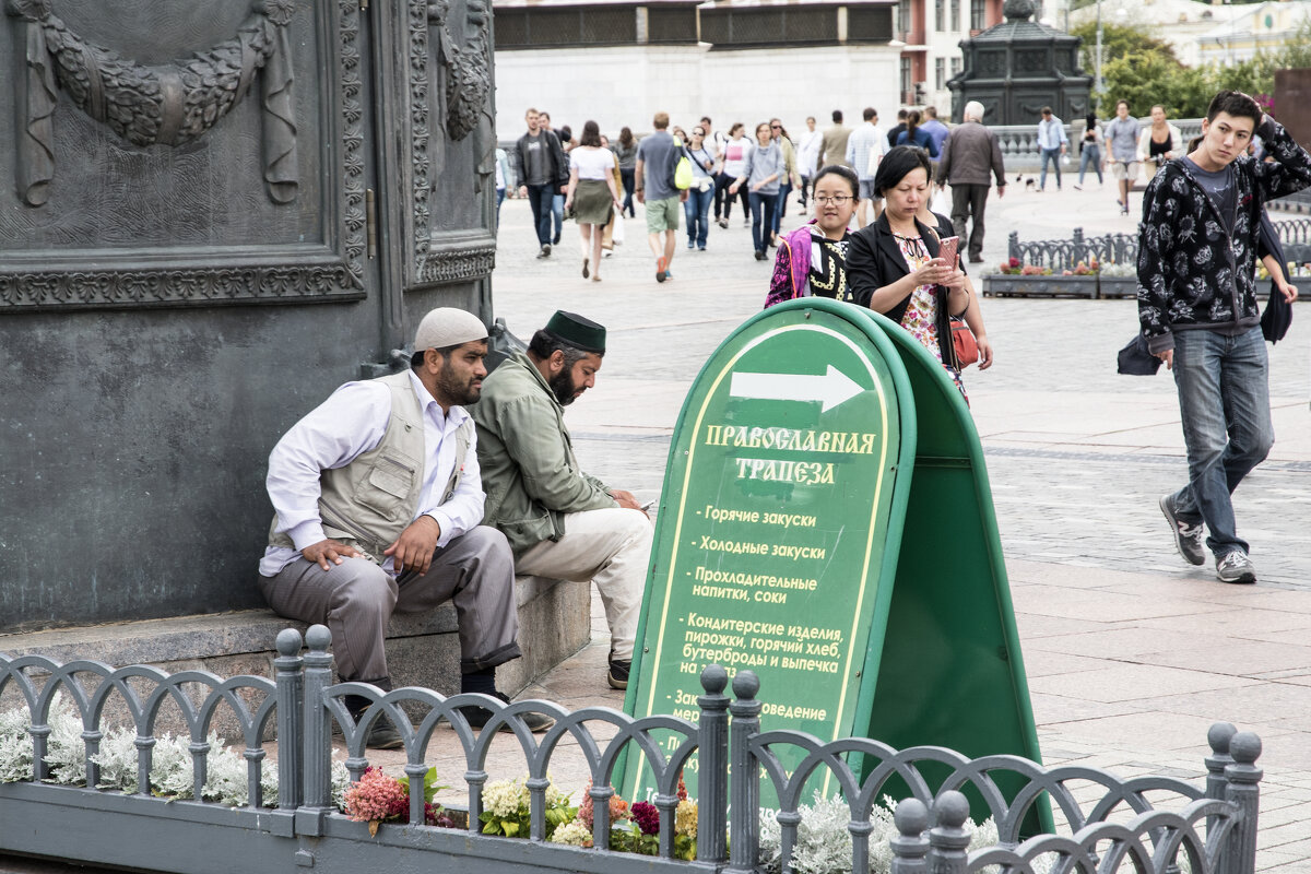 А нам чо, не жрамши? - Валерий Пославский