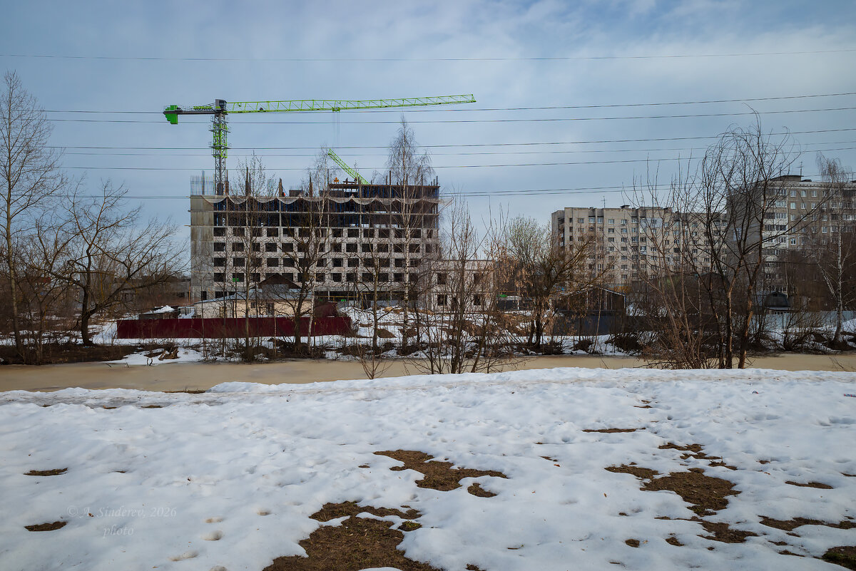 Весна и стройка - Александр Синдерёв Весна и стройка - Александр Синдерёв