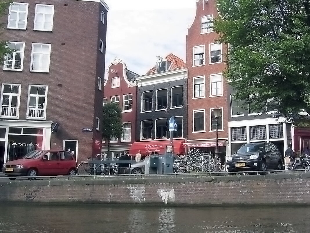 На улице Амстердама - Ольга Довженко