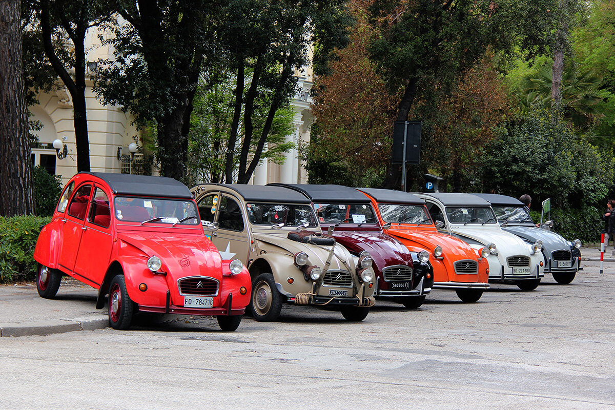 Парад любителей РетроCitroёn - Сергей Сомихин Парад любителей РетроCitroёn - Сергей Сомихин