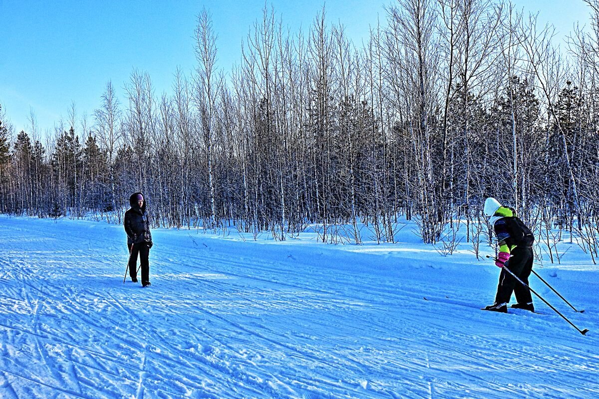 Март...Лыжница и любительница финской ходьбы! - Владимир Март...Лыжница и любительница финской ходьбы! - Владимир