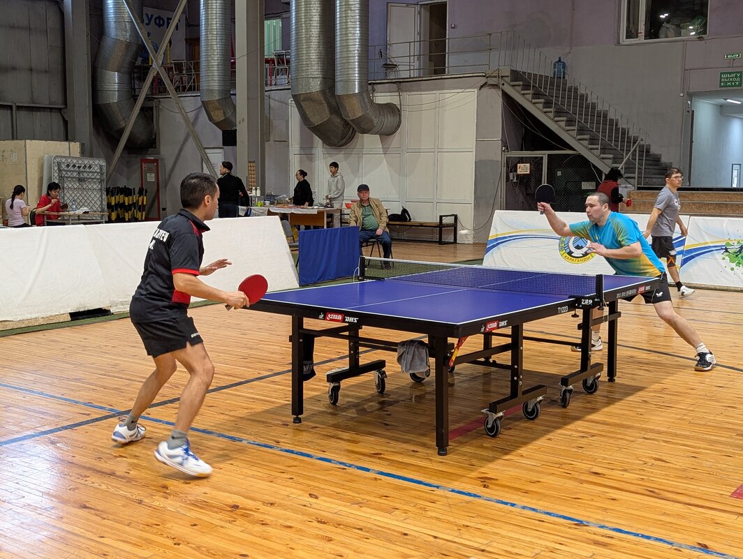 Натиск и скорость... - Андрей Хлопонин Натиск и скорость... - Андрей Хлопонин