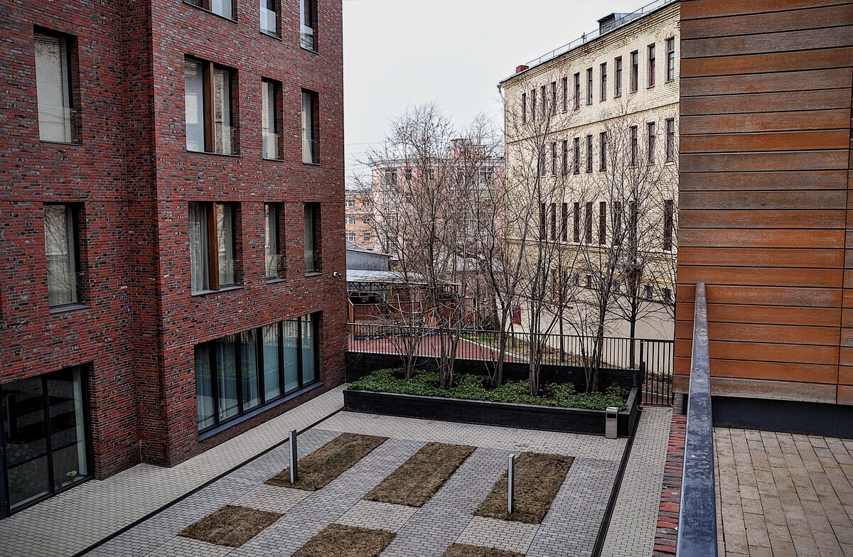 Внутренний дворик ЖК «Одиннадцать Станиславского»,,, - Анатолий Колосов