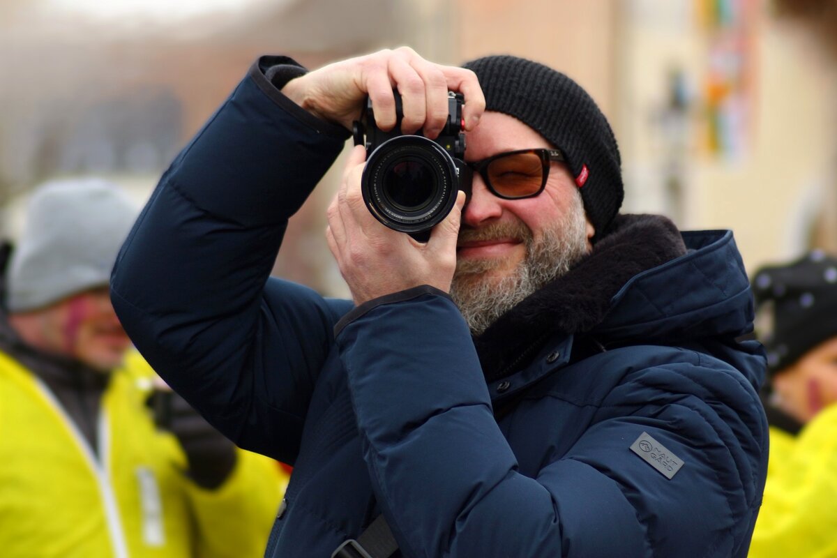 Наши люди - Юрий. Шмаков