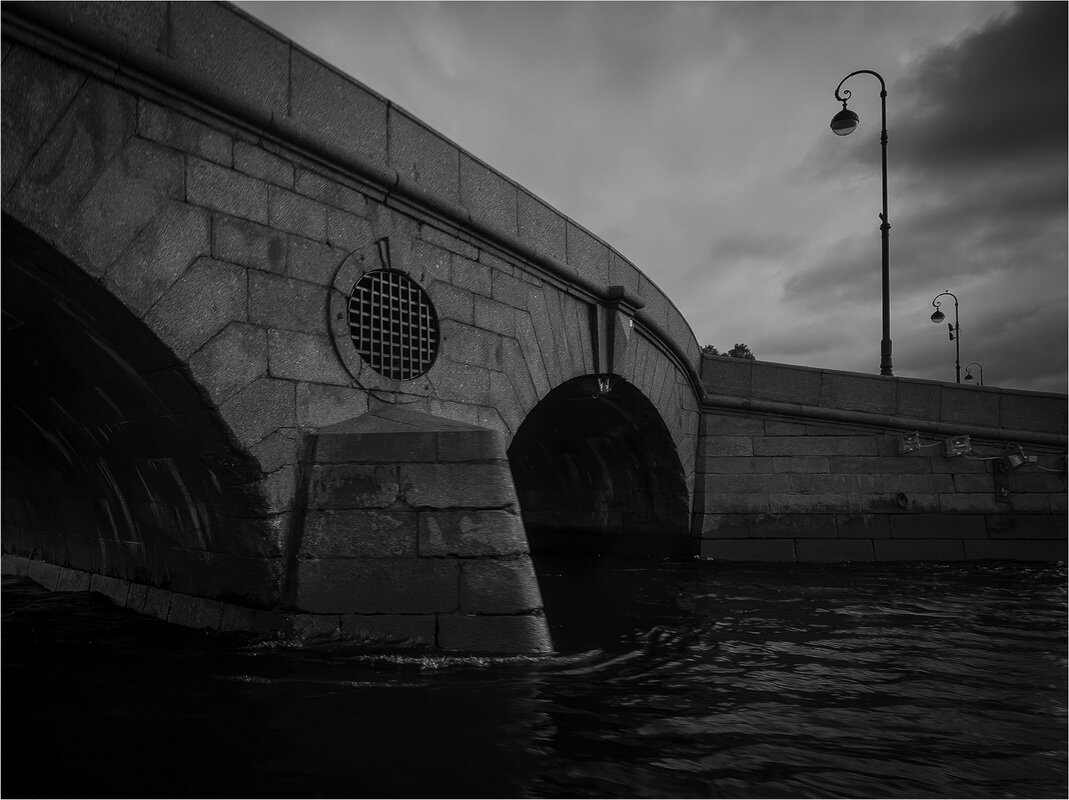 Тёмная вода - Александр Лебедев