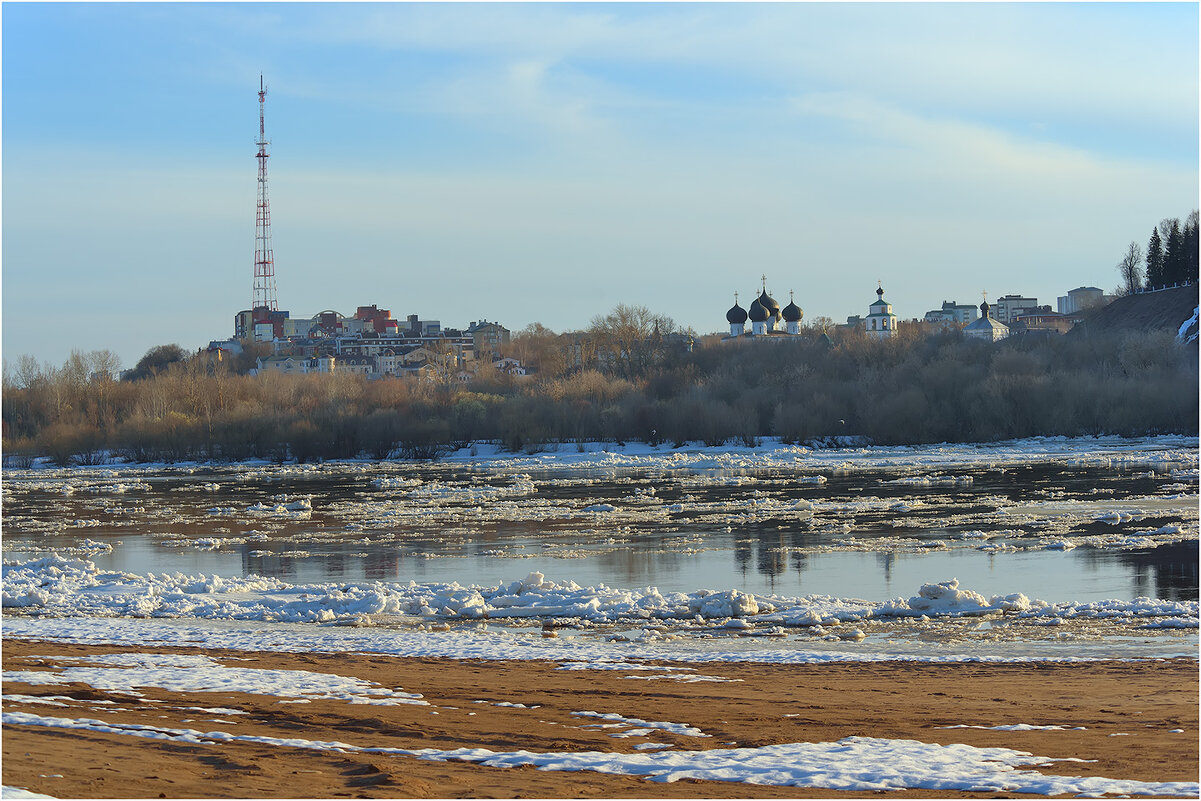 Ледоход на Вятке - Валентин Котляров