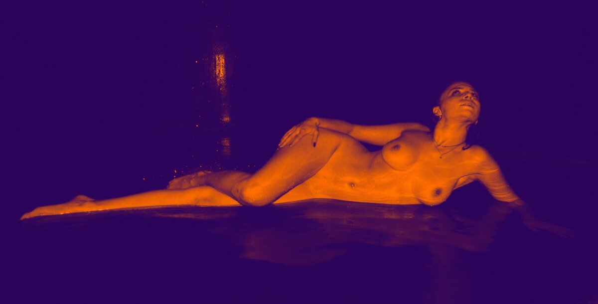 Намокающая - And I go