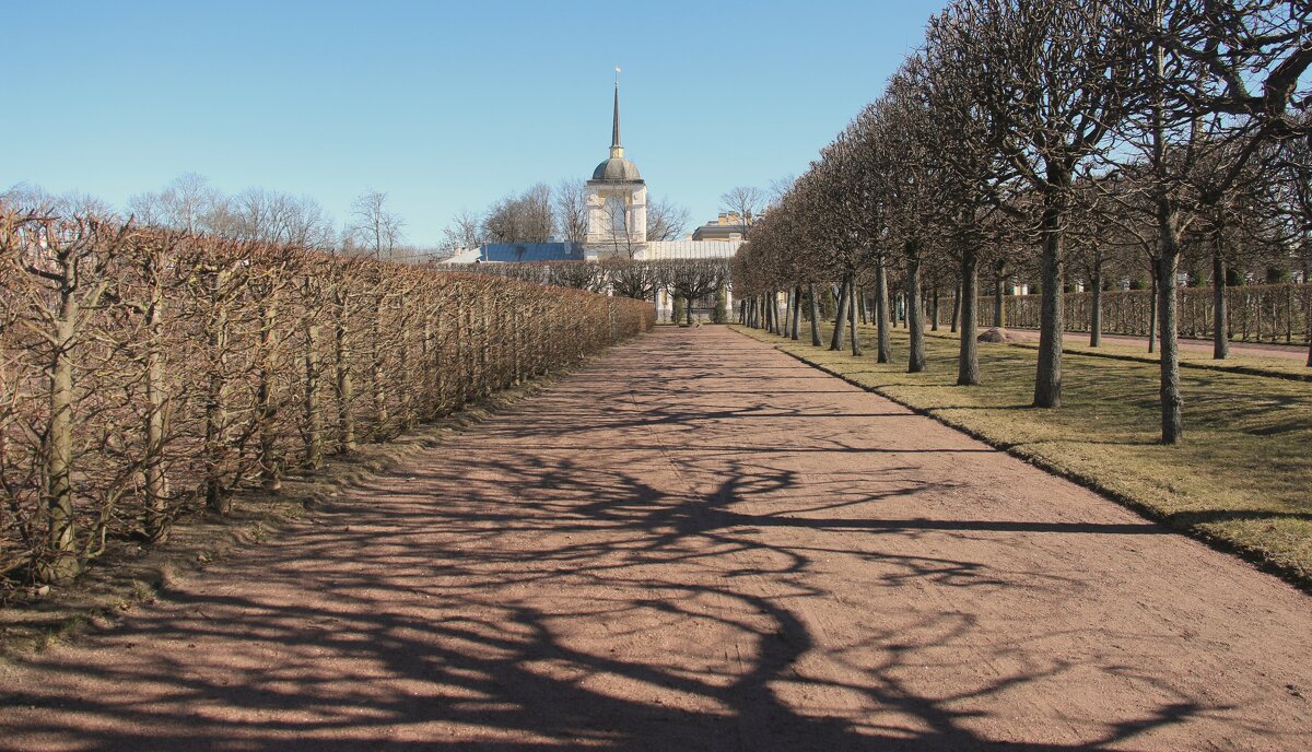 Петергоф. Верхний сад. Апрель - Наталья Герасимова