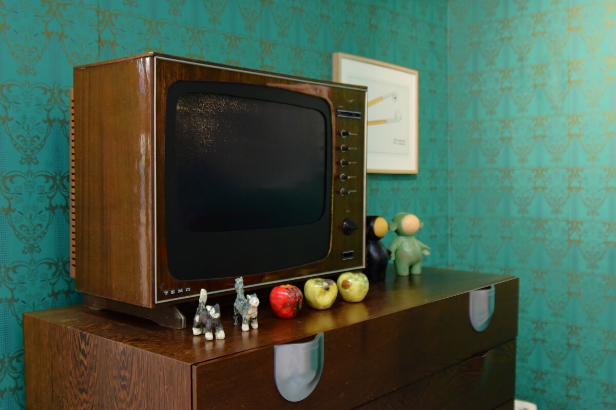 Ретро уголок. - Наталья Вязигина