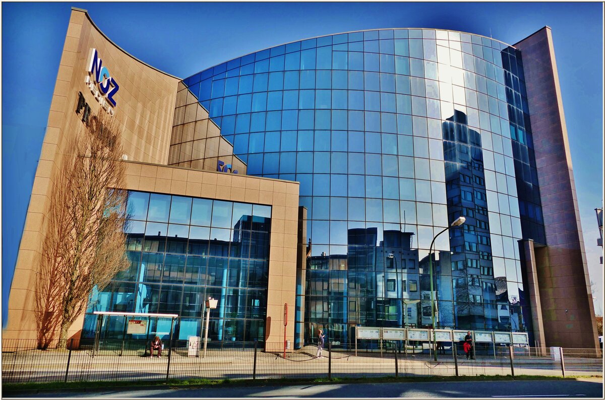 ДОСТОПРИМИЧАТЕЛЬНОСТЬ... - Elvira E. 