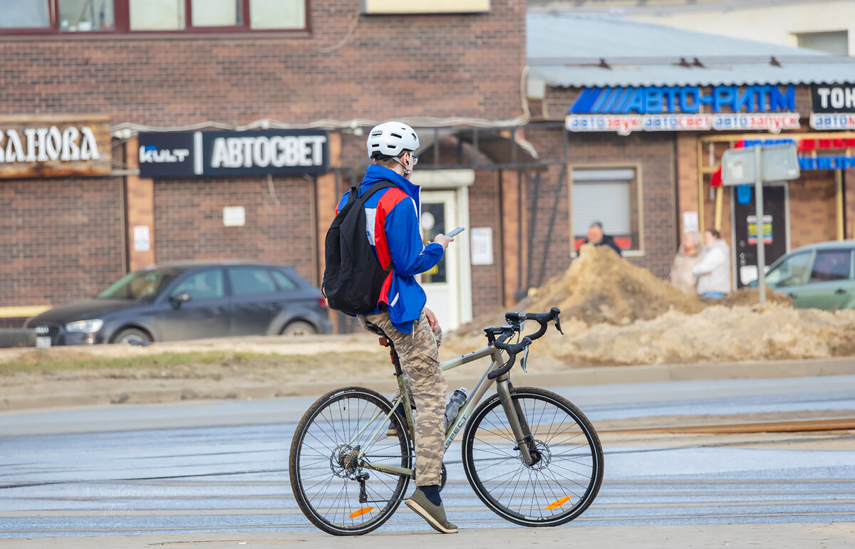 Велосипедист - Александр Синдерёв