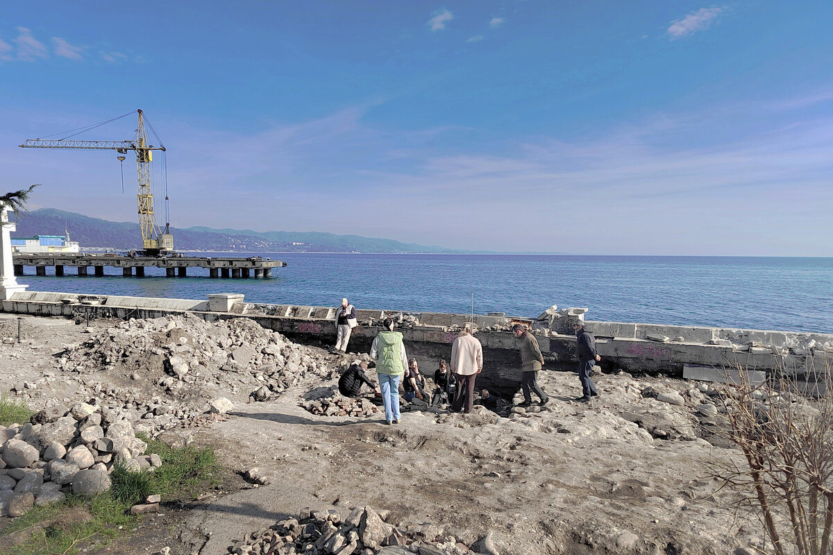 Сухум, строительство новой набережной - Фотогруппа Весна Сухум, строительство новой набережной - Фотогруппа Весна