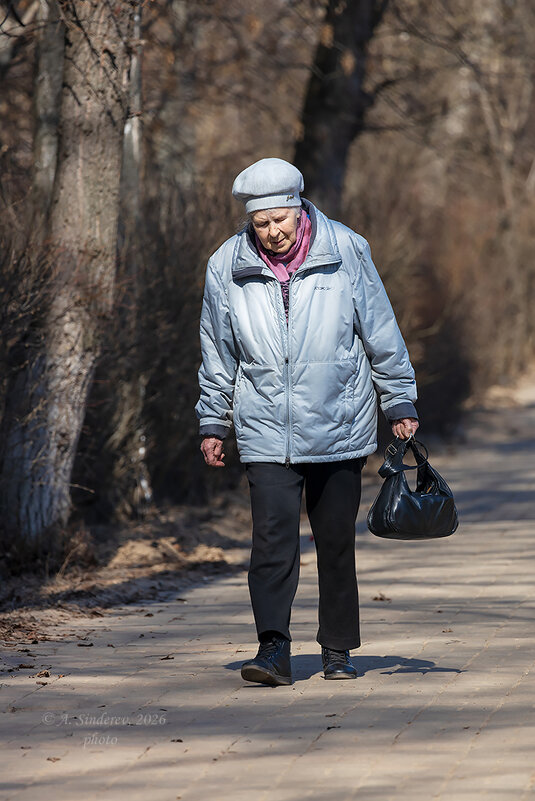 На весенней улице - Александр Синдерёв