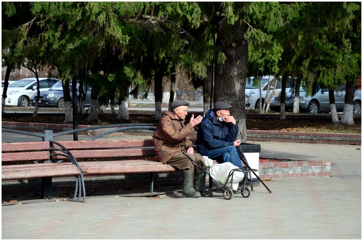 Светская беседа. - Михаил К