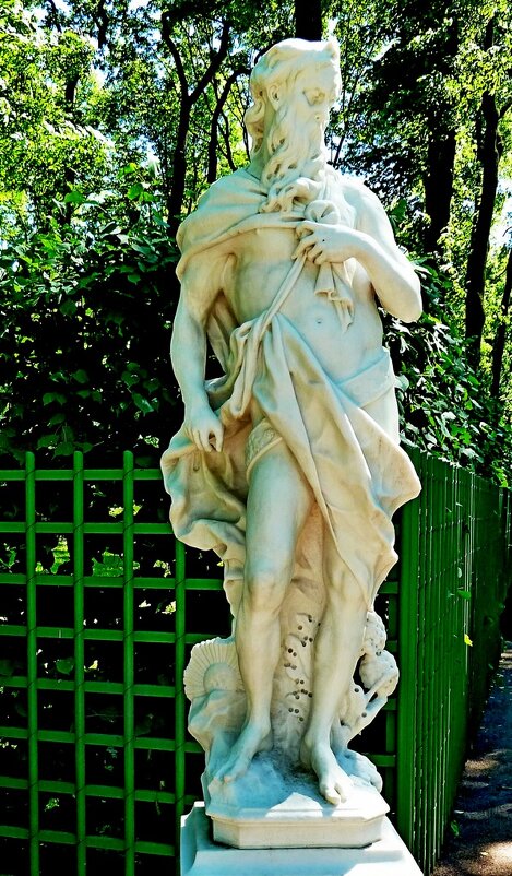 ЛЕТНИЙ САД. - Виктор Осипчук