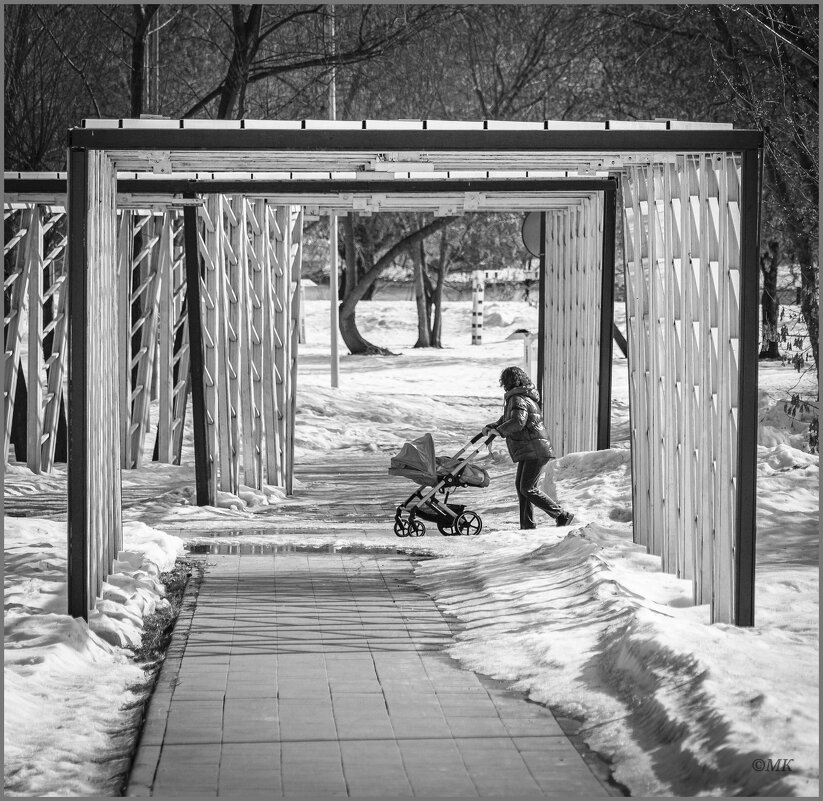 В плену структур. - Михаил Кобзев В плену структур. - Михаил Кобзев