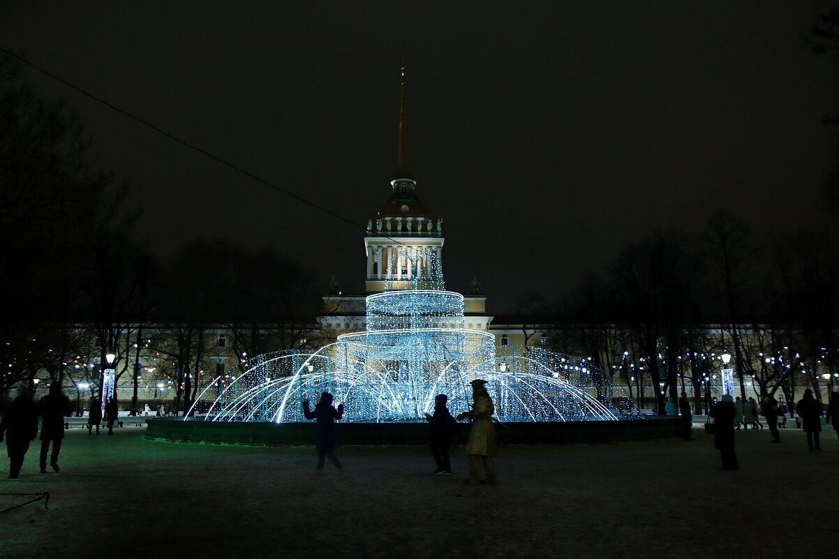 У Адмиралтейства. - веселов михаил У Адмиралтейства. - веселов михаил