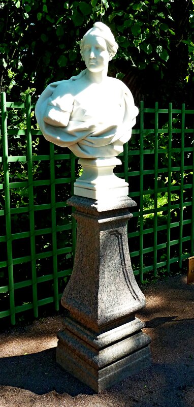 ЛЕТНИЙ САД. - Виктор Осипчук