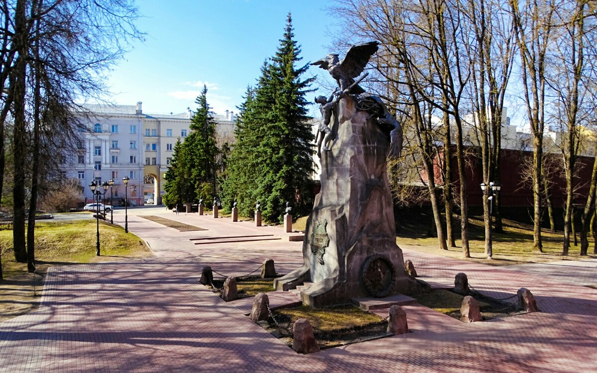 О Смоленске - Милешкин Владимир Алексеевич О Смоленске - Милешкин Владимир Алексеевич