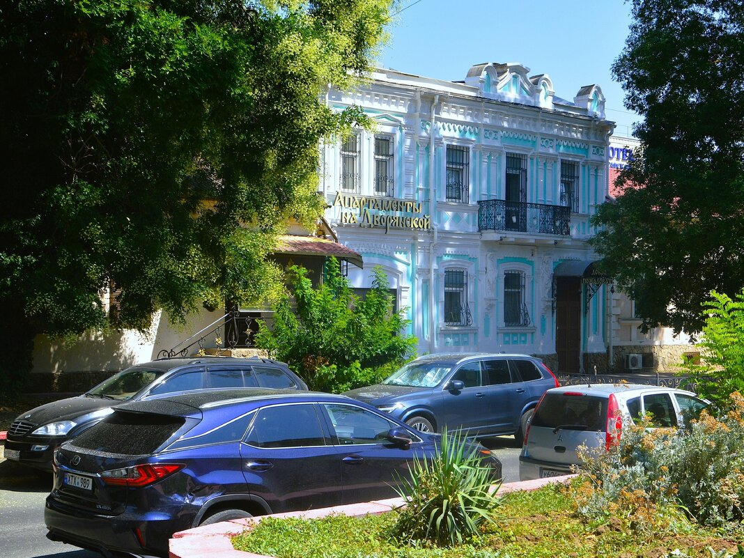 Керчь. Дом архитектора К.И. Надольца. - Пётр Чернега Керчь. Дом архитектора К.И. Надольца. - Пётр Чернега