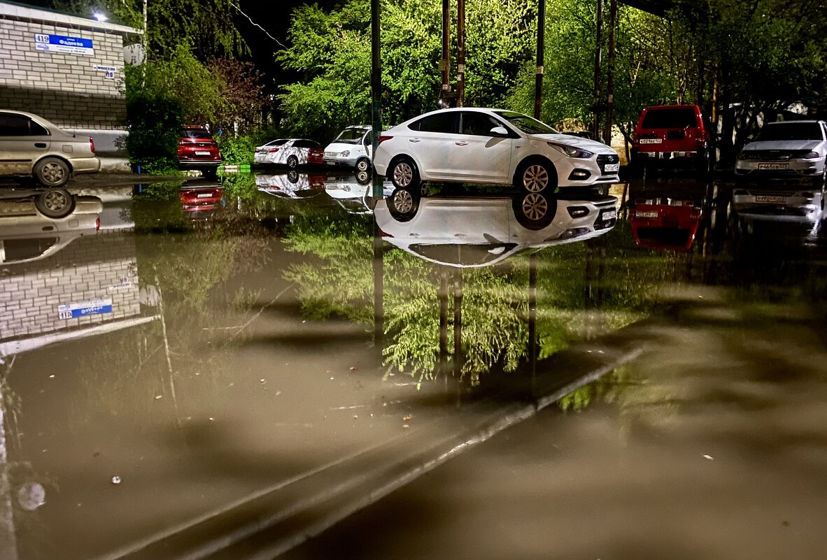 Дождь очищает Краснодар… - Alexey YakovLev Дождь очищает Краснодар… - Alexey YakovLev