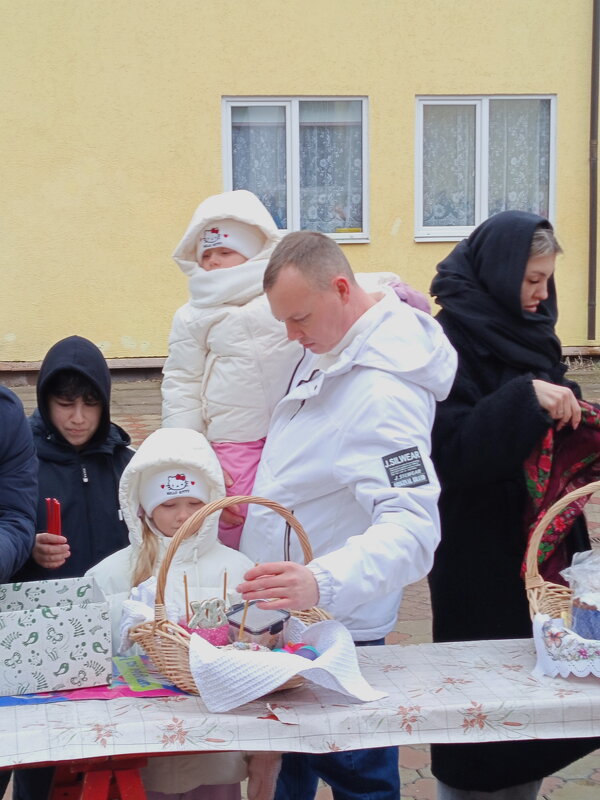 Накануне Светлого Христова Воскресения - Андрей Лукьянов Накануне Светлого Христова Воскресения - Андрей Лукьянов