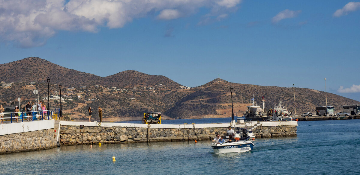 А́гиос-Нико́лаос. Крит - leo yagonen А́гиос-Нико́лаос. Крит - leo yagonen