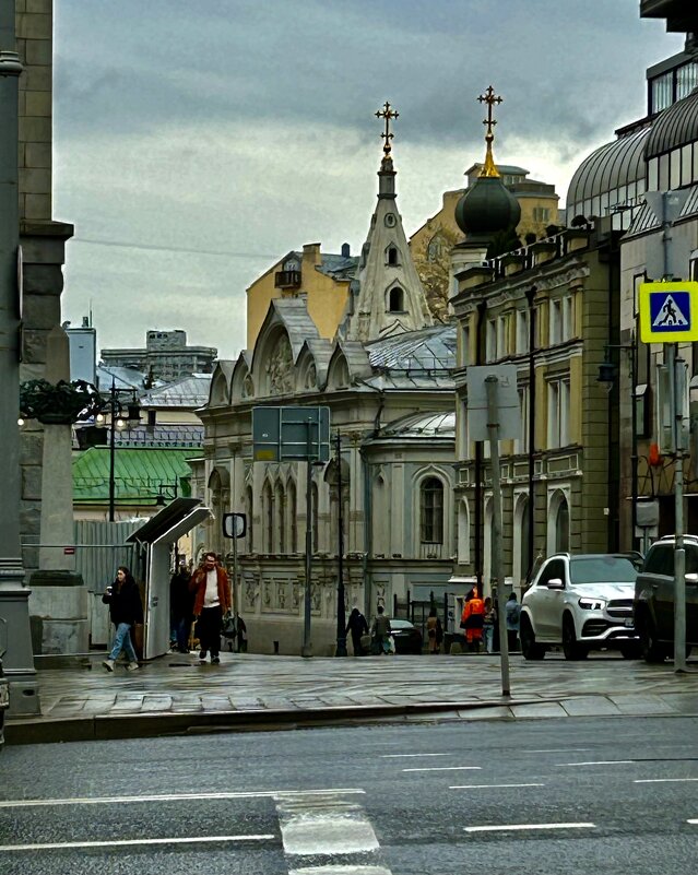 В переулке - Натали 