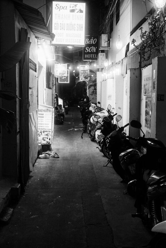 Переулки Нячанга. - Михаил Соколов Переулки Нячанга. - Михаил Соколов