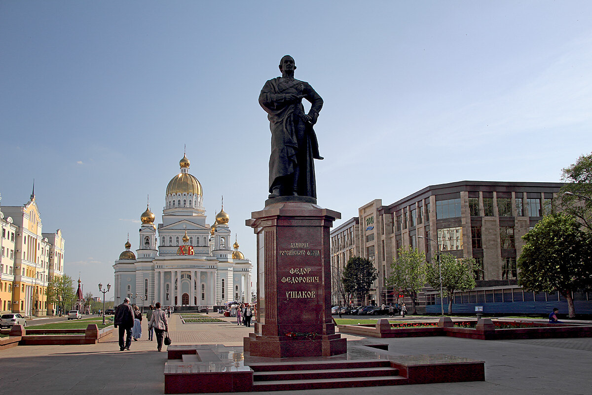 Памятник адмиралу Ф.Ушакову. Саранск - MILAV V