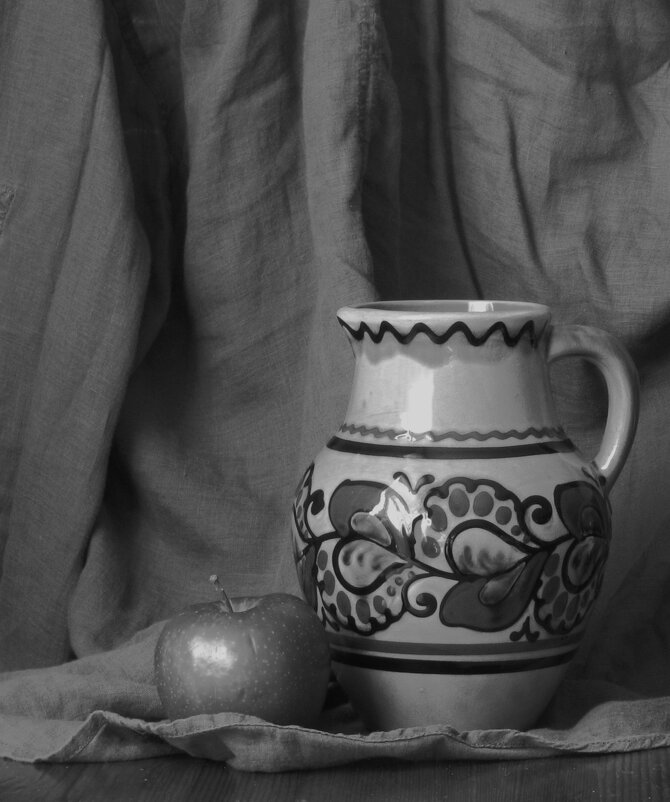 Кувшин и яблоко... - Татьяна Гнездилова Кувшин и яблоко... - Татьяна Гнездилова