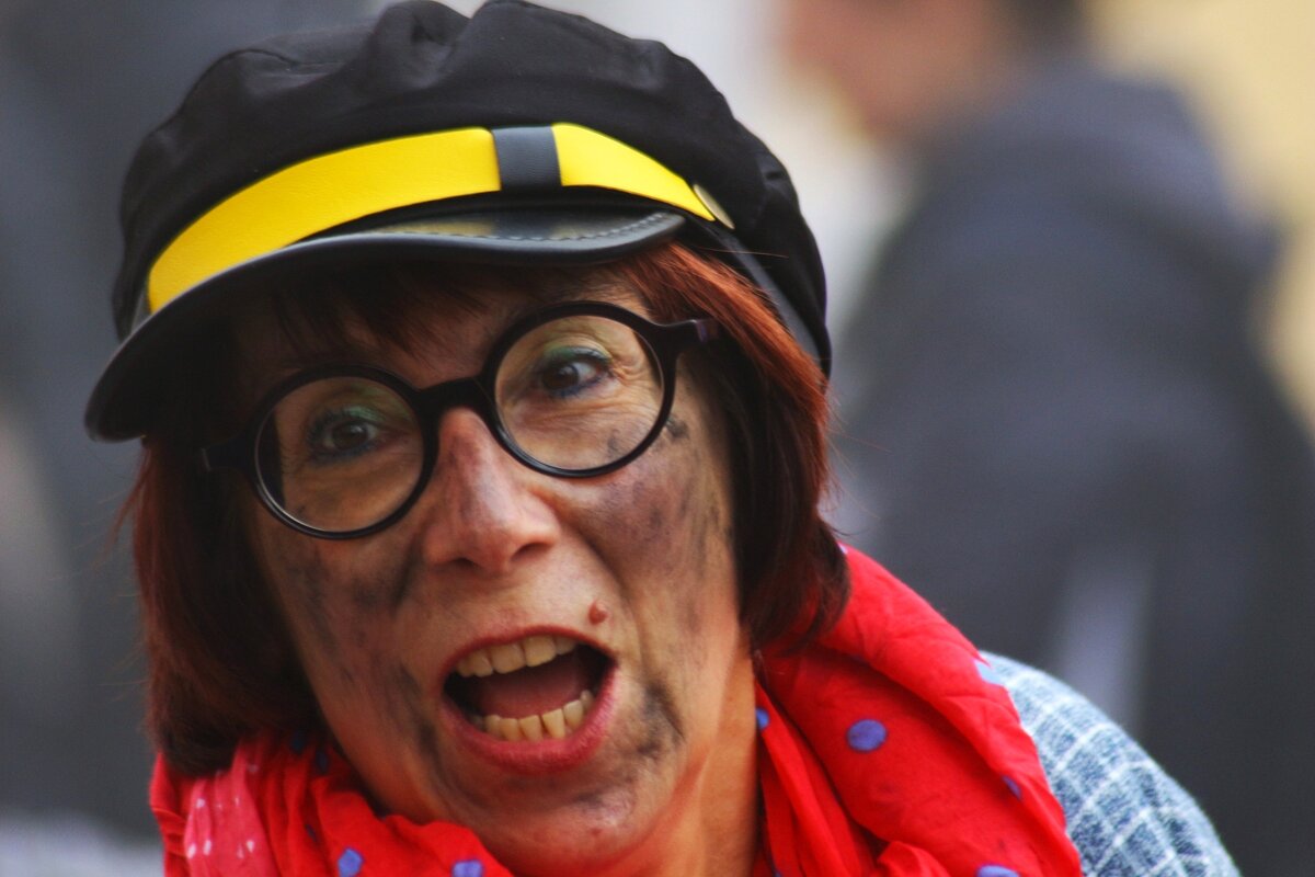 В кочегарке я работаю... - Юрий. Шмаков