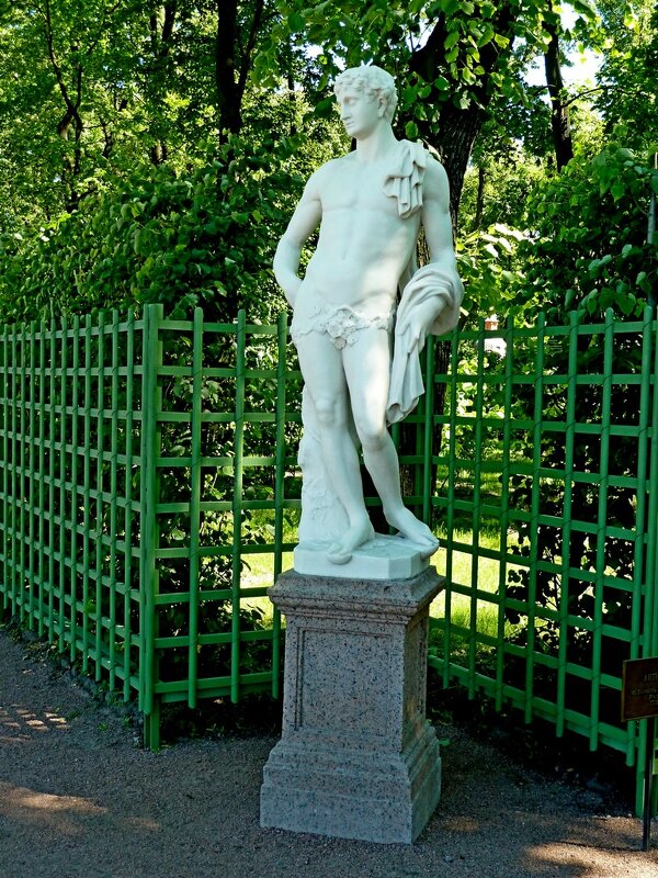 ЛЕТНИЙ САД. - Виктор Осипчук ЛЕТНИЙ САД. - Виктор Осипчук