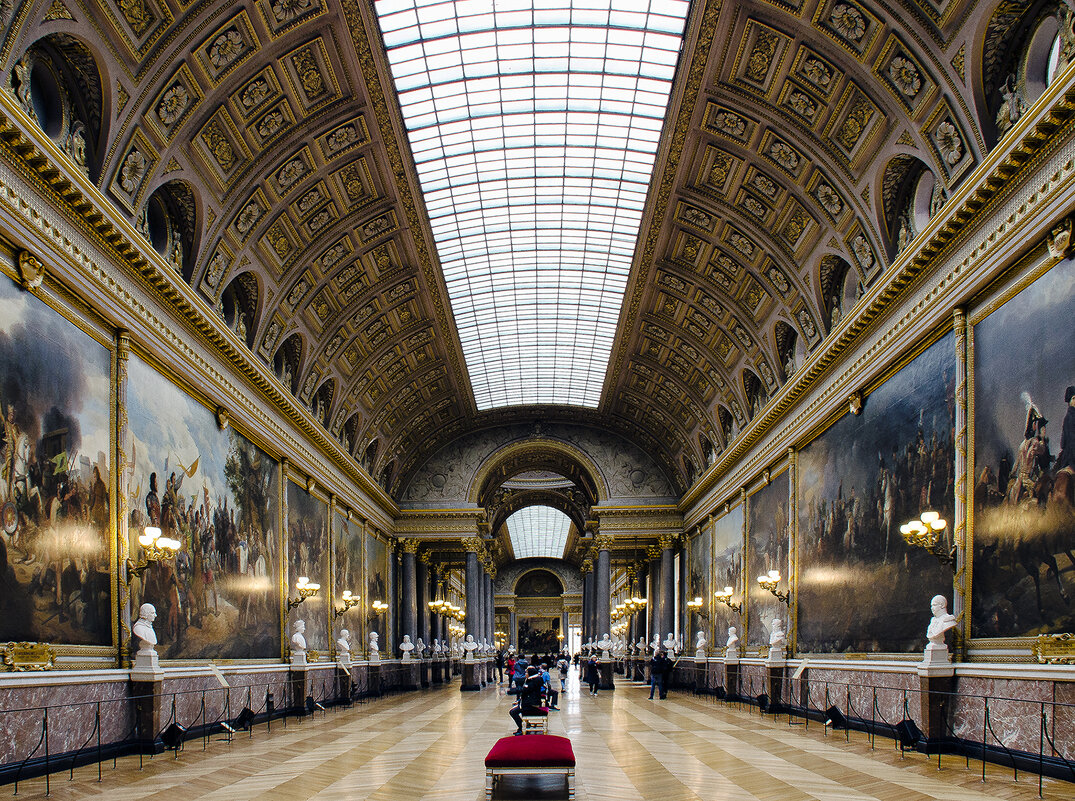 Симметрия картинной галереи - Alexandеr P