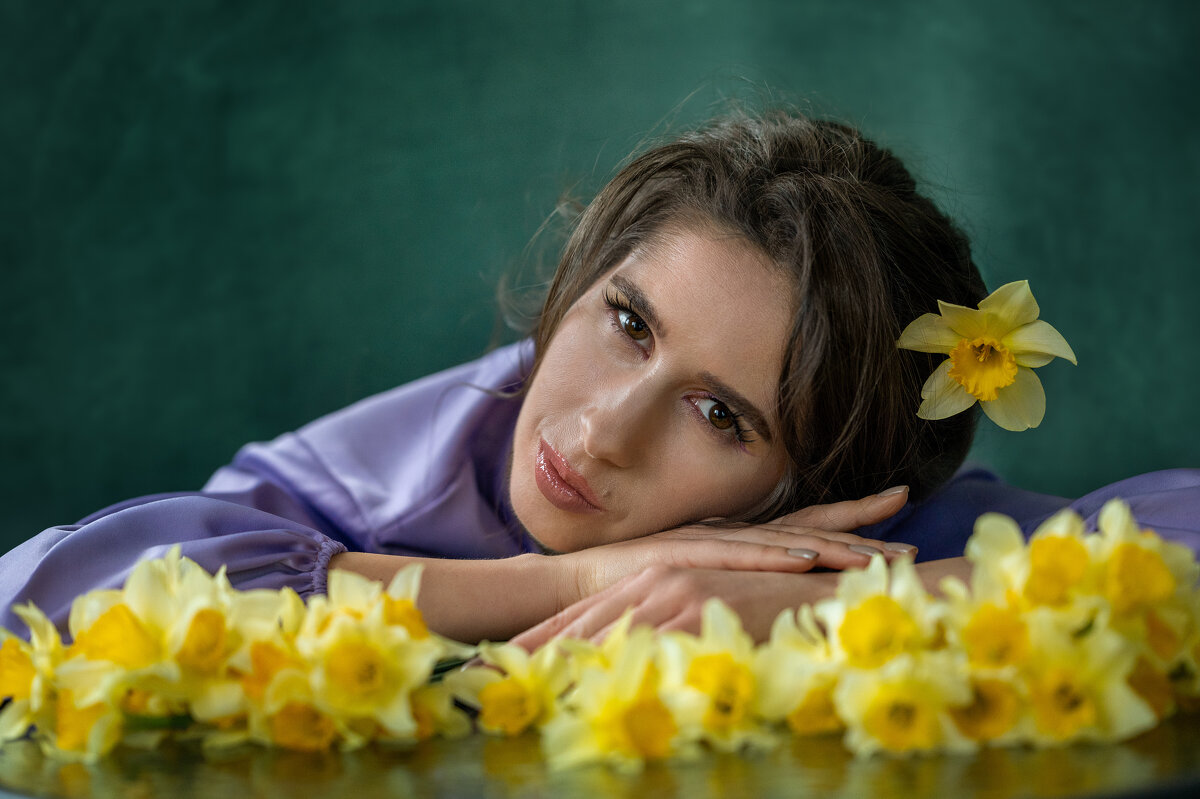 Мария в нарциссах - Viktoria Anufrieva