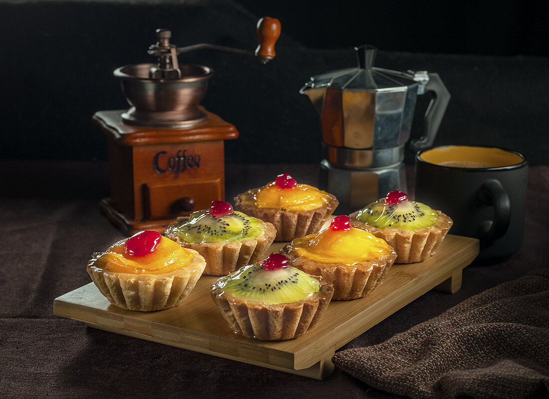 Пирожные фруктовые корзинки - Алексей Кошелев