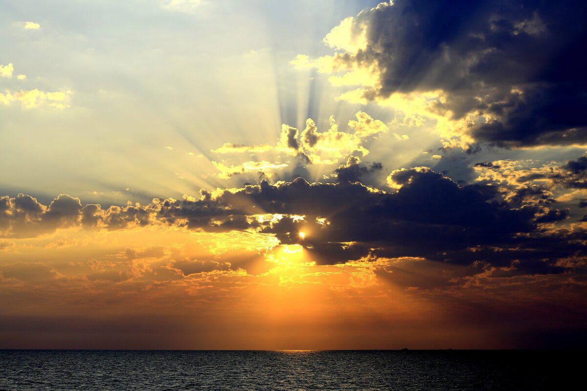 На закате - Валерий 