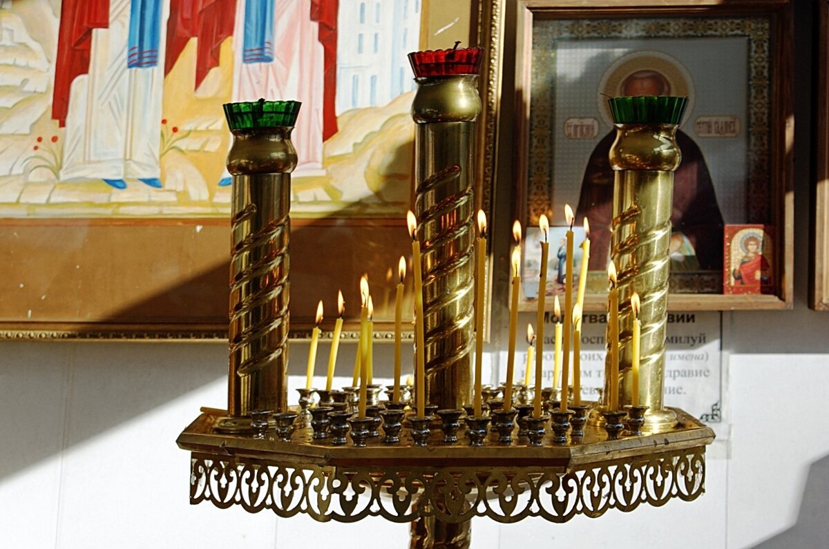 В Часовне Петра и Февронии Муромских - Галина Нестратова