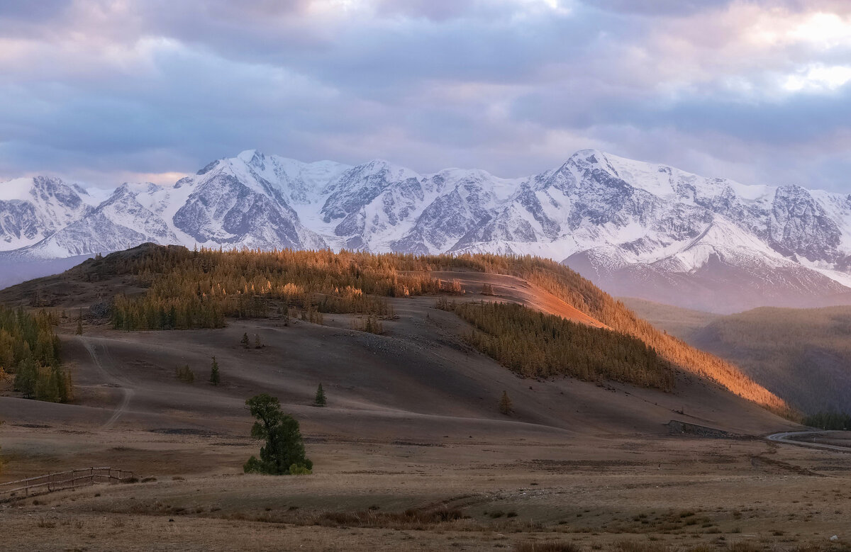 В лучах заходящего солнца - Марина Фомина.
