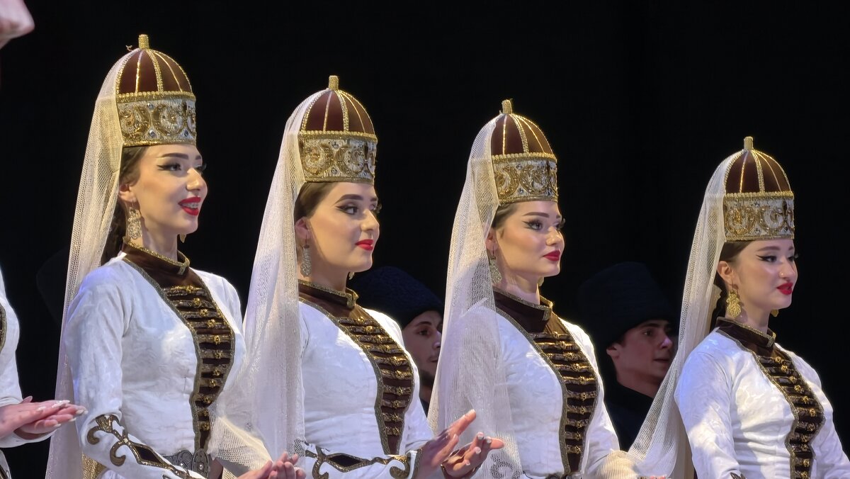 Горянки - Мариша Тим