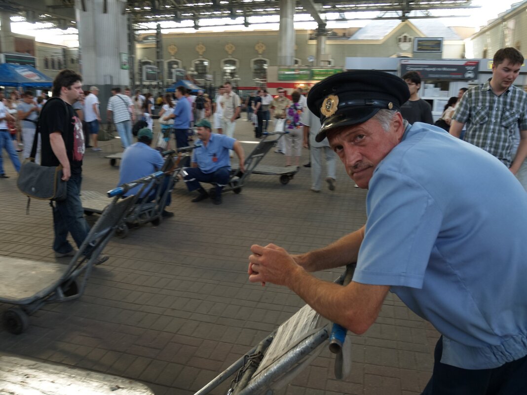 Про тележки - Сергей Золотавин