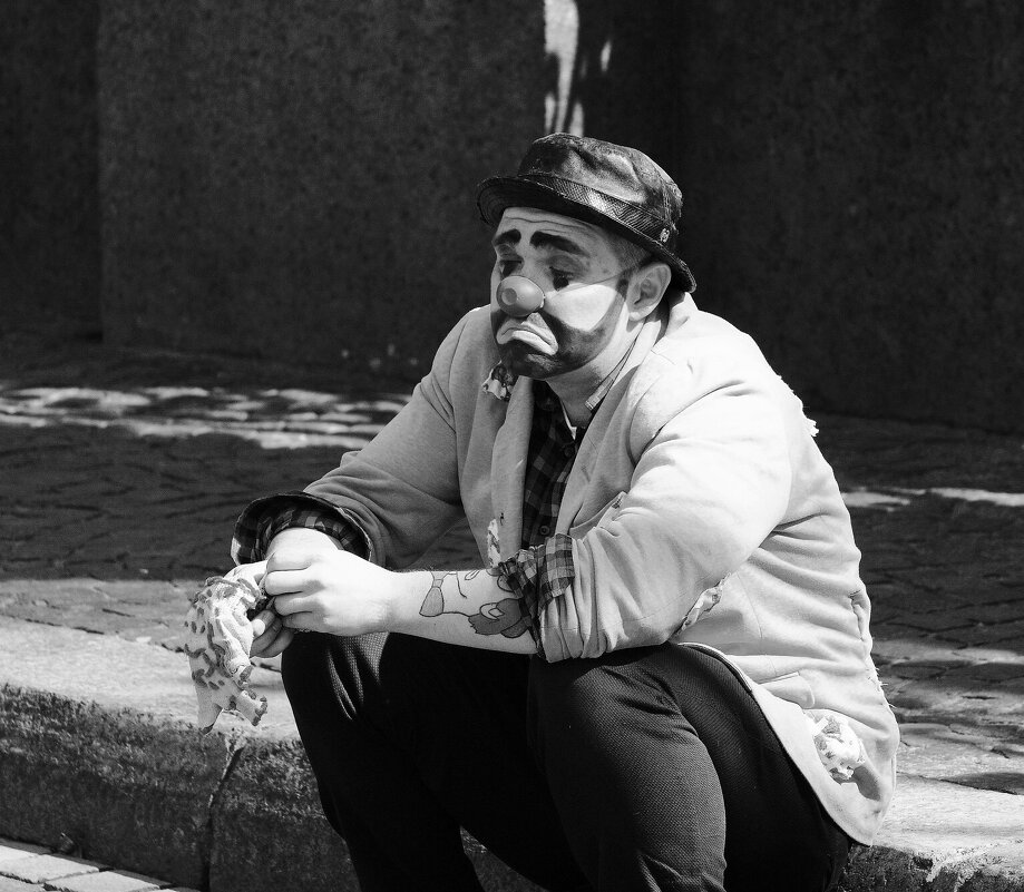 ГРУСТНО - Виктор Никитенко