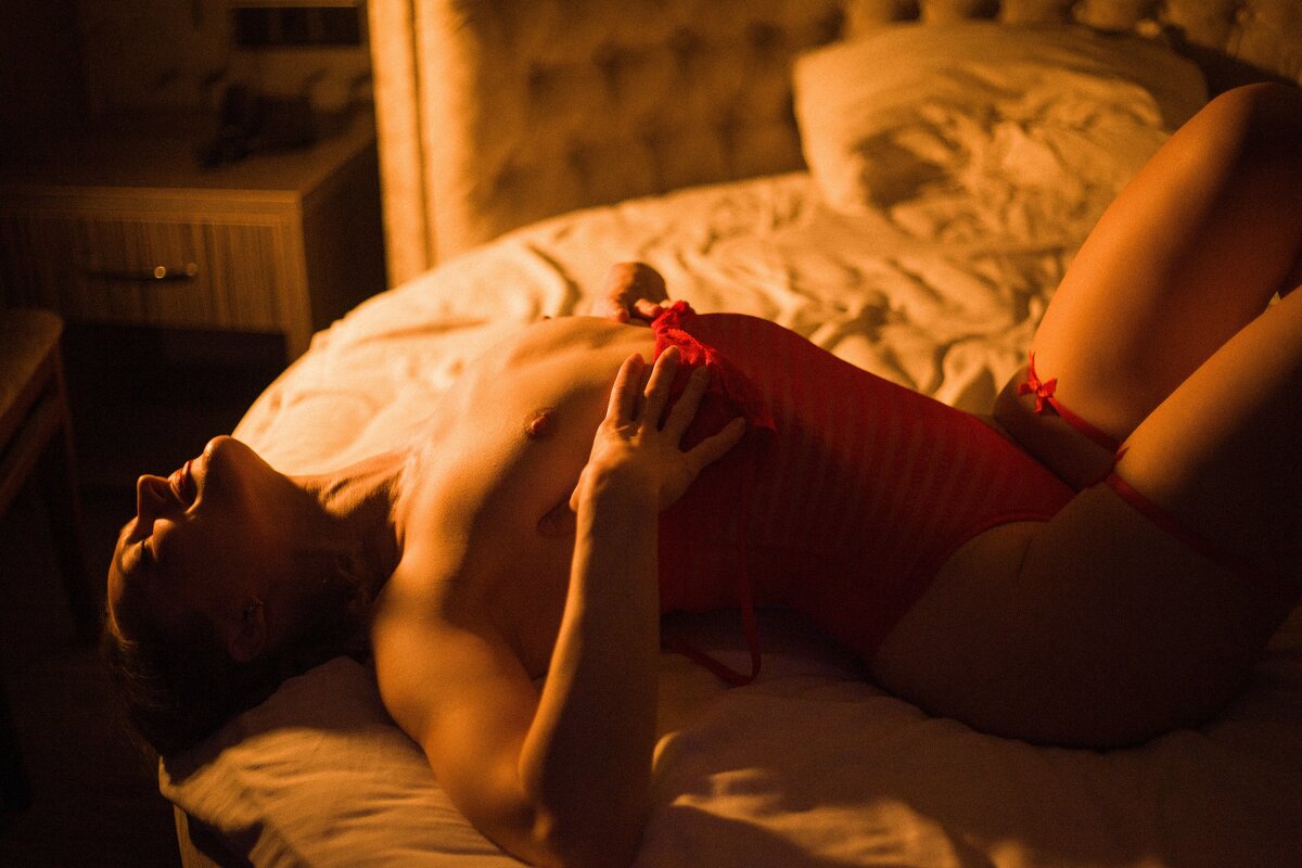 В отеле - Станислав Яковлев