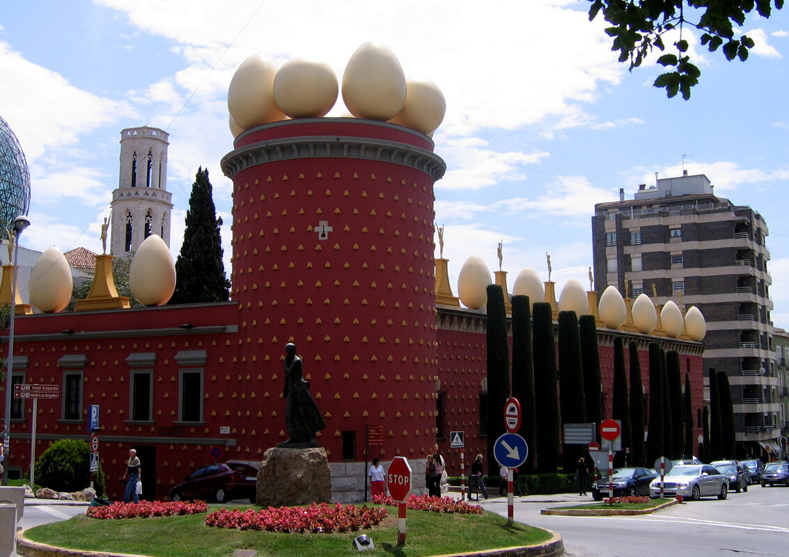 Фигерас. Музей С.Дали. - tatiana 